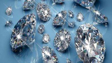 What are E color diamonds