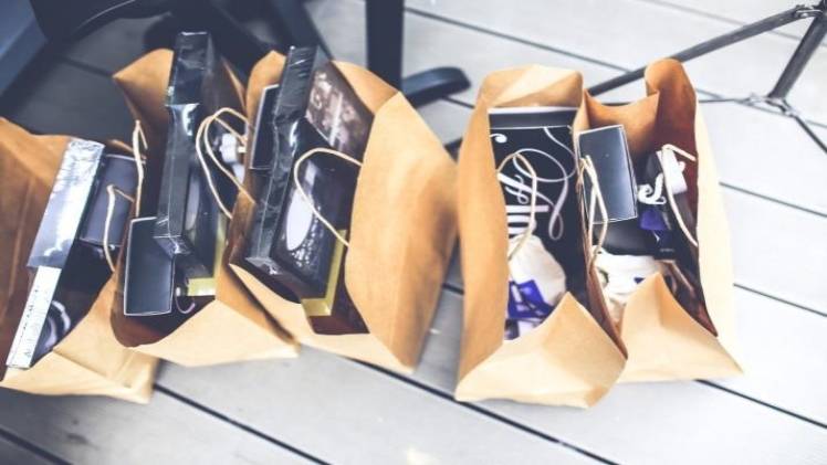 5 Reasons Why Using A Paper Bag For Your Business Is Better Than Ever Before