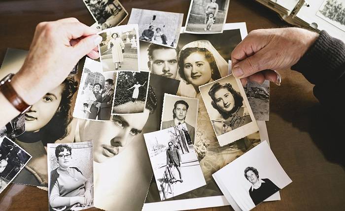 The Benefits of Digitizing Your Old Photos